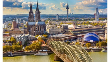 VIAJE ALEMANIA:  FRANKFURT, COLONIA, HAMBURGO, Berlin